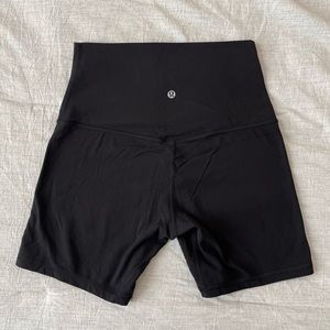 Lululemon High Rise Align Short Size 8